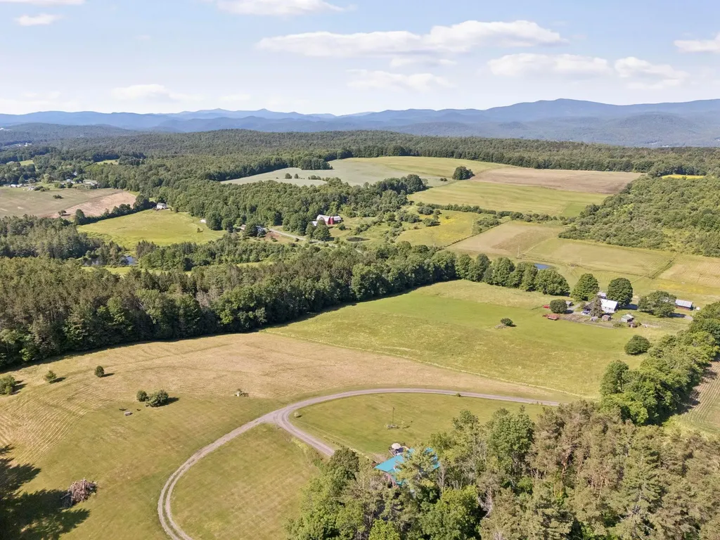 867 East Bethel Road Randolph VT 05061