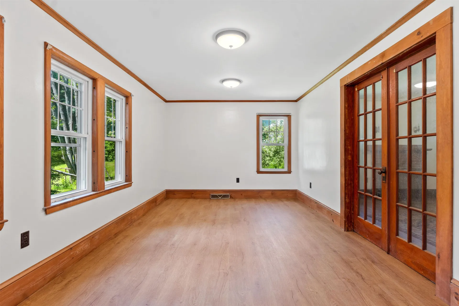 15 Sherburne Road Lee NH 03861