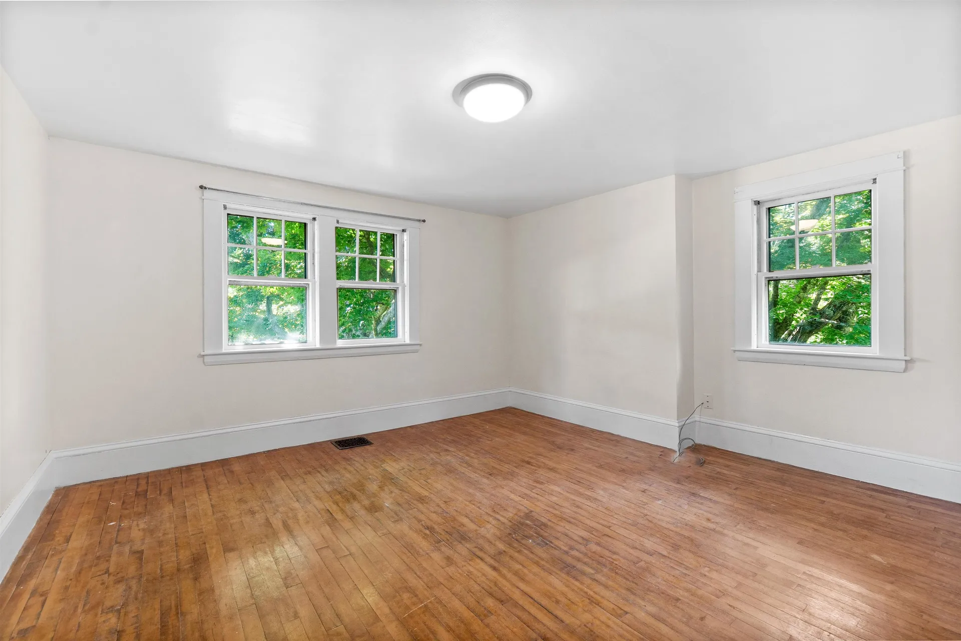 15 Sherburne Road Lee NH 03861
