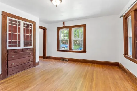 15 Sherburne Road Lee NH 03861