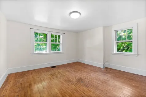 15 Sherburne Road Lee NH 03861