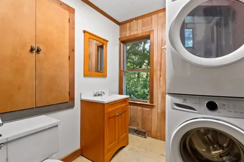 15 Sherburne Road Lee NH 03861