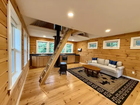 58 Stone Hollow Road Londonderry VT 05148