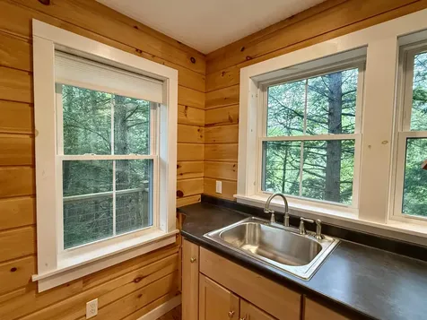 58 Stone Hollow Road Londonderry VT 05148