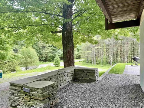 58 Stone Hollow Road Londonderry VT 05148