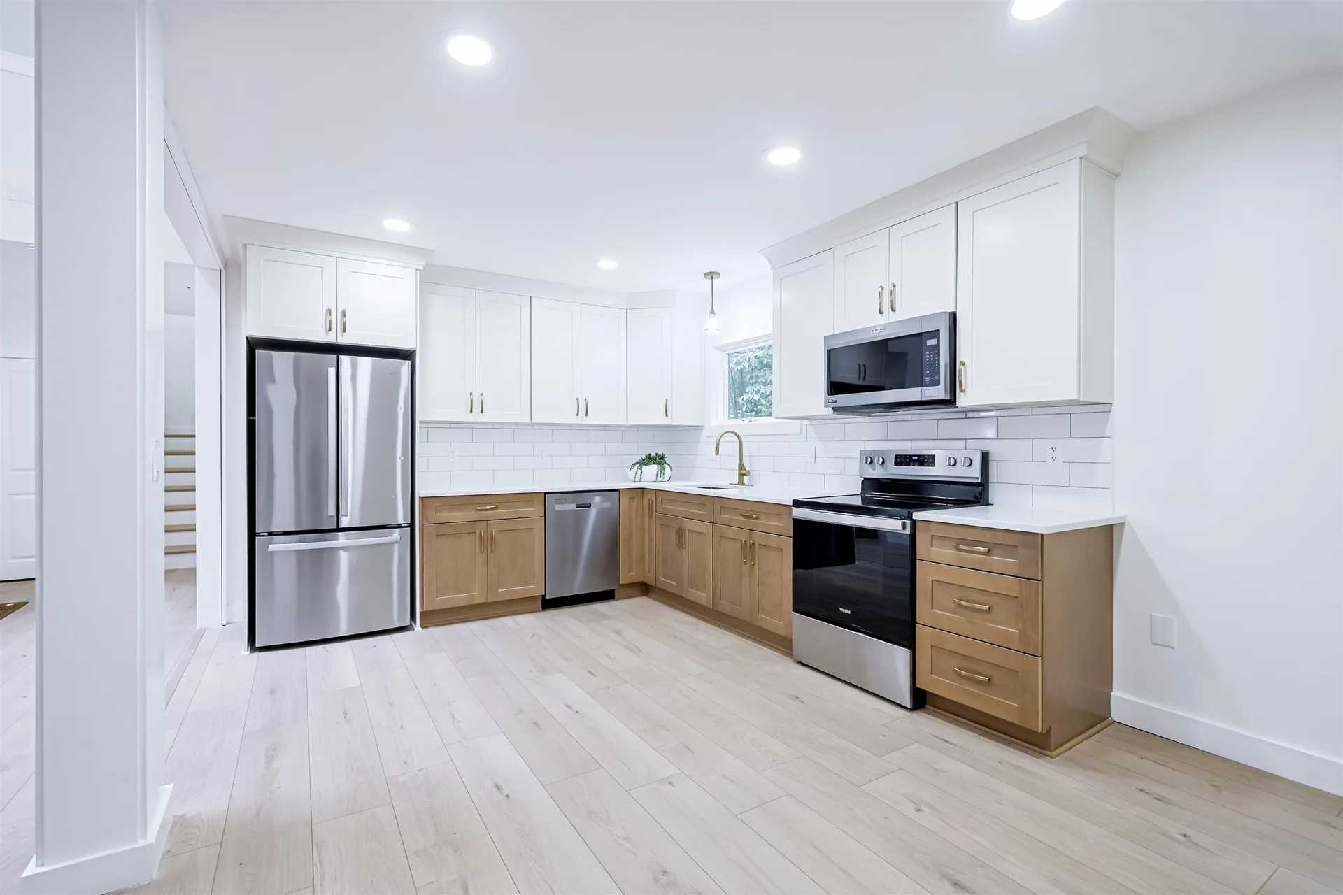 33 Coburn Woods Drive Nashua NH 03063