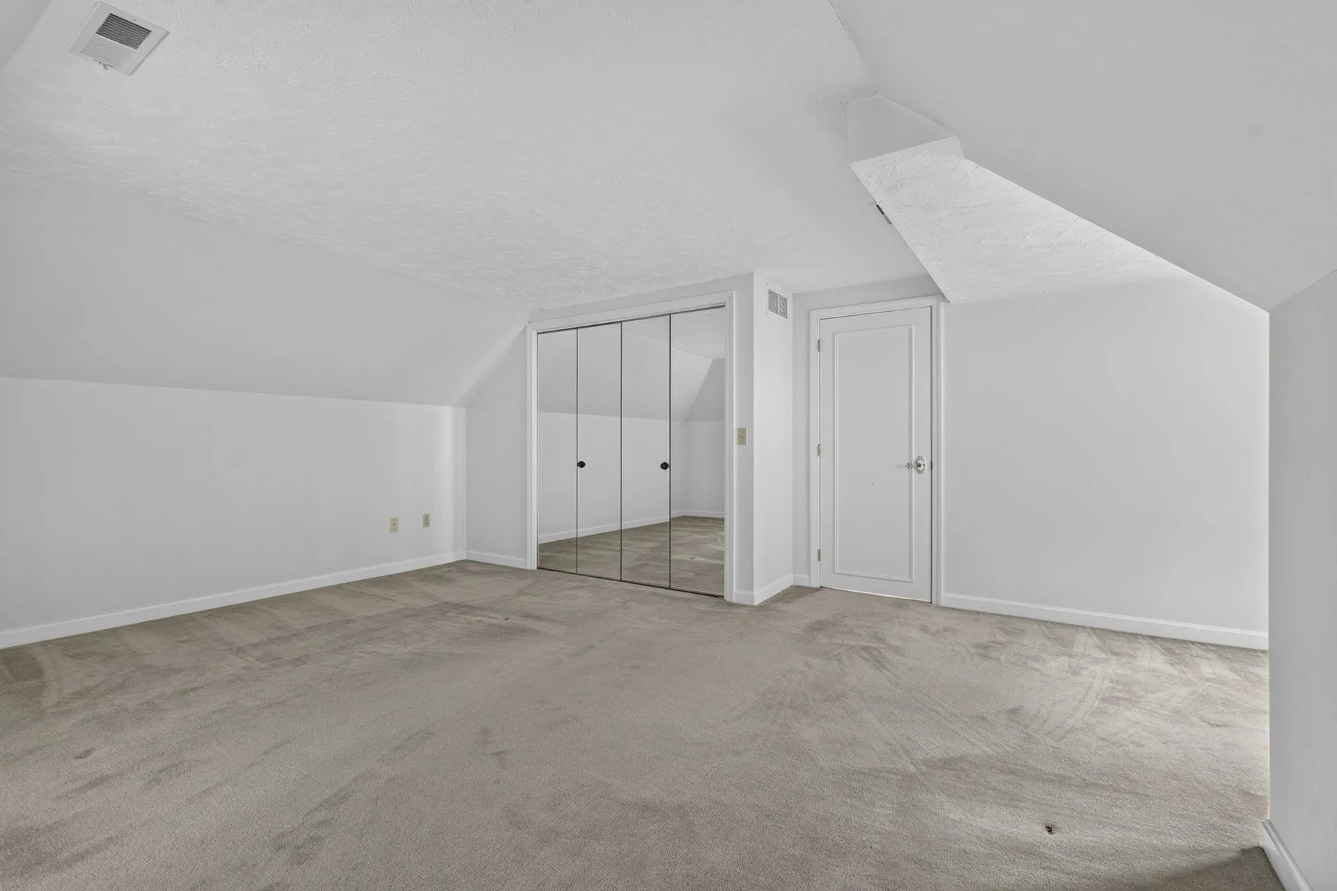 28 Buttonwood Road Bedford NH 03110