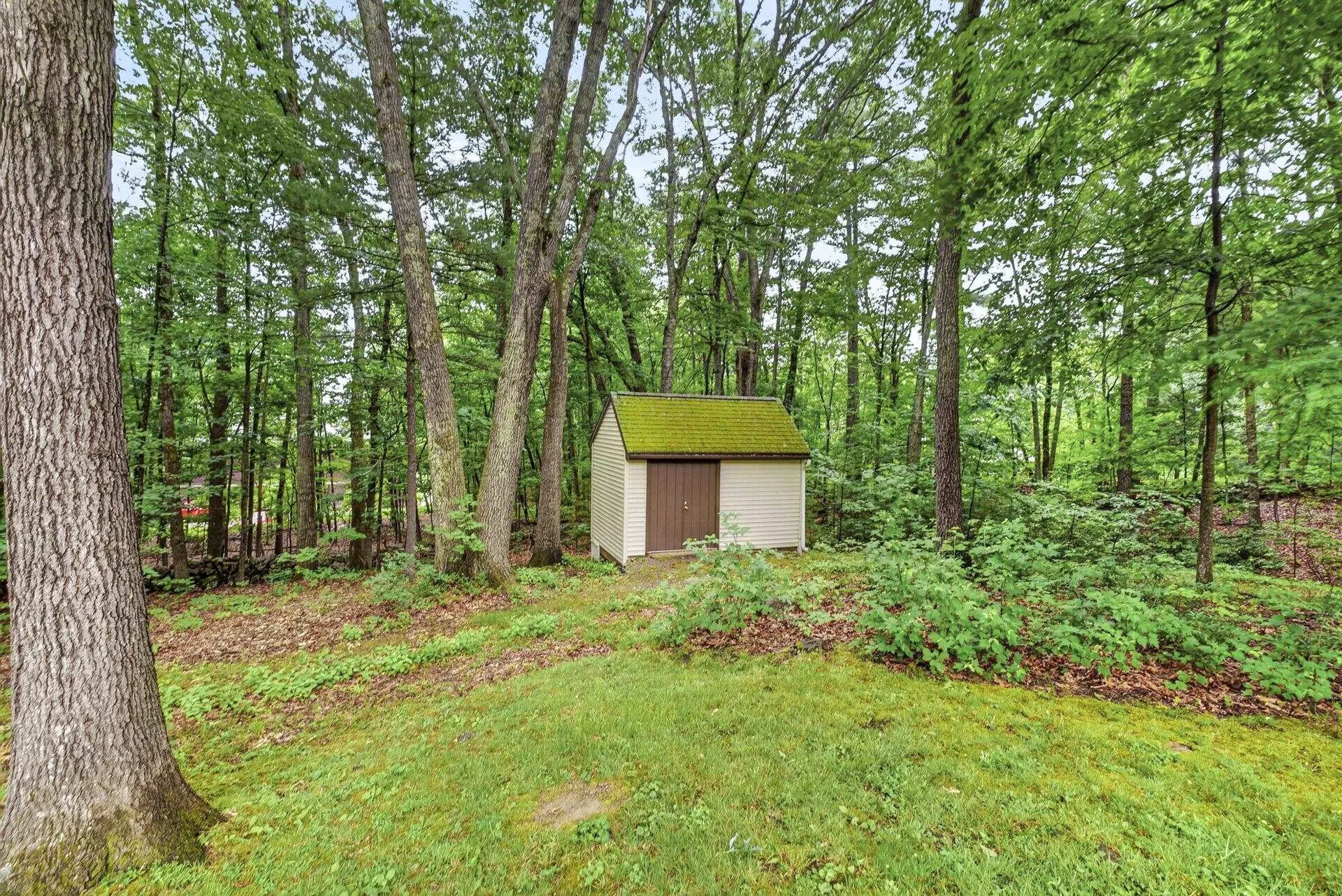 28 Buttonwood Road Bedford NH 03110