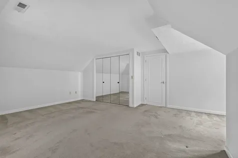 28 Buttonwood Road Bedford NH 03110