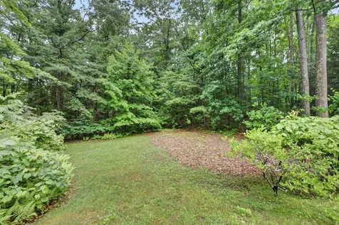 28 Buttonwood Road Bedford NH 03110