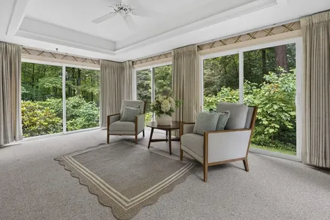 28 Buttonwood Road Bedford NH 03110