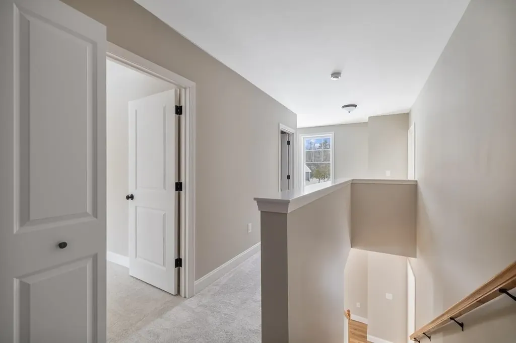 118 Mills Shore Drive Hampstead NH 03841