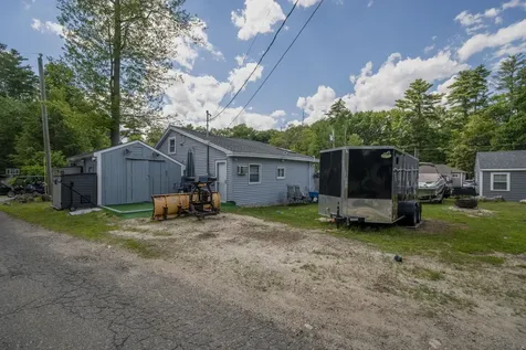 209 Chases Grove Road Derry NH 03038