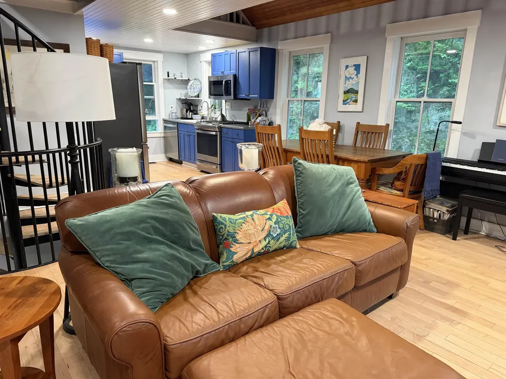 927 River Edge Road Morristown VT 05661