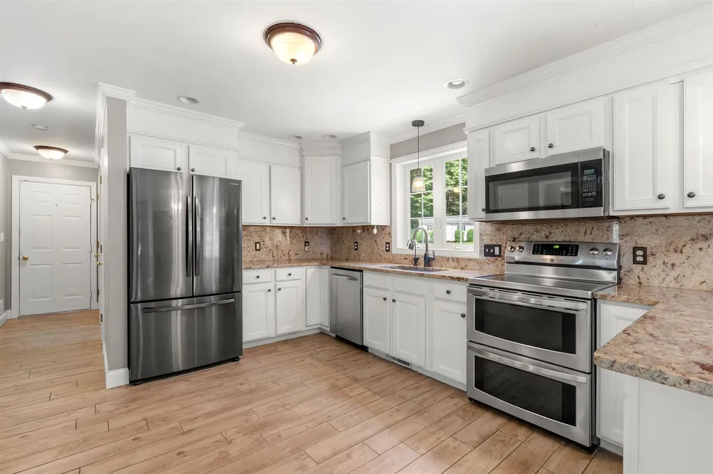 503 Ashley Drive Pembroke NH 03275