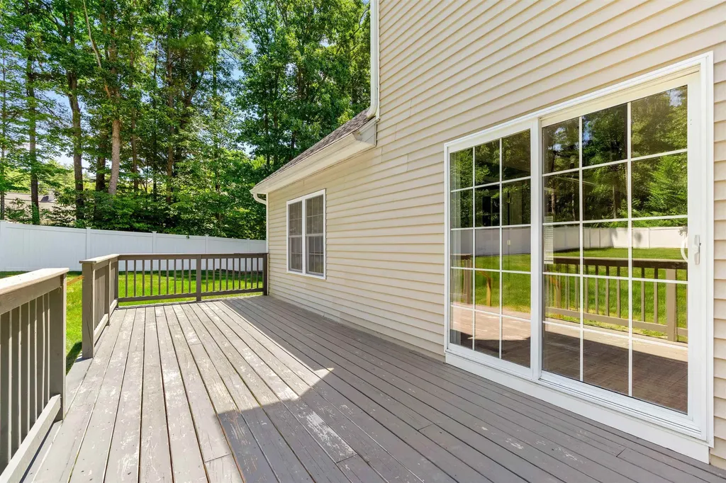 503 Ashley Drive Pembroke NH 03275