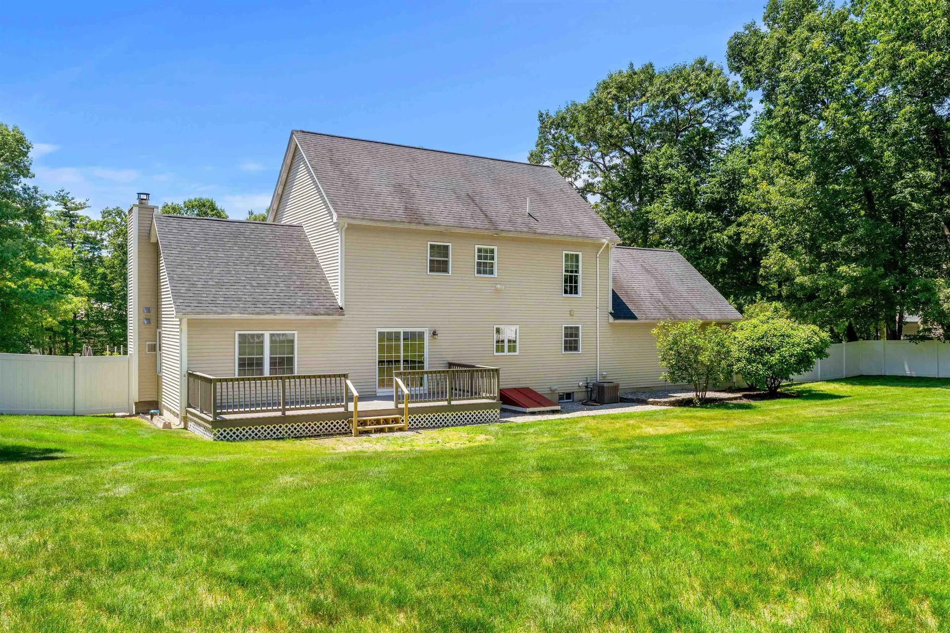 503 Ashley Drive Pembroke NH 03275