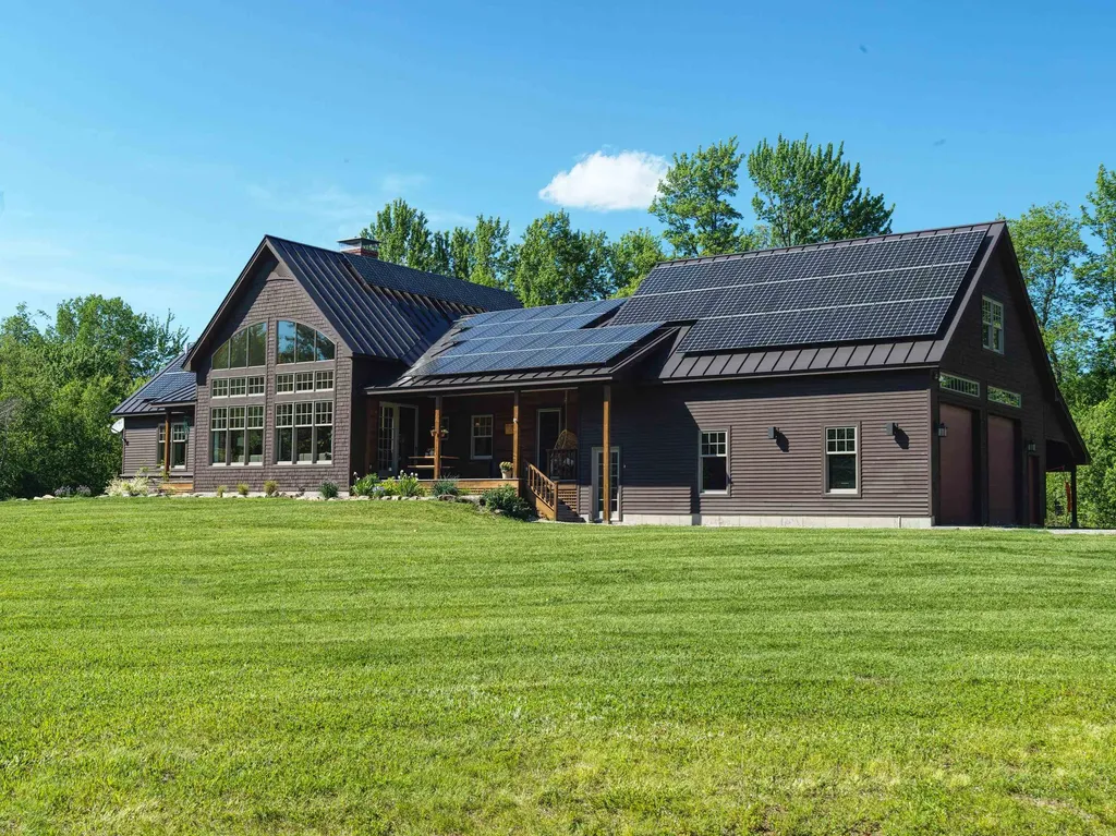 25 Perry Road Mount Holly VT 05758