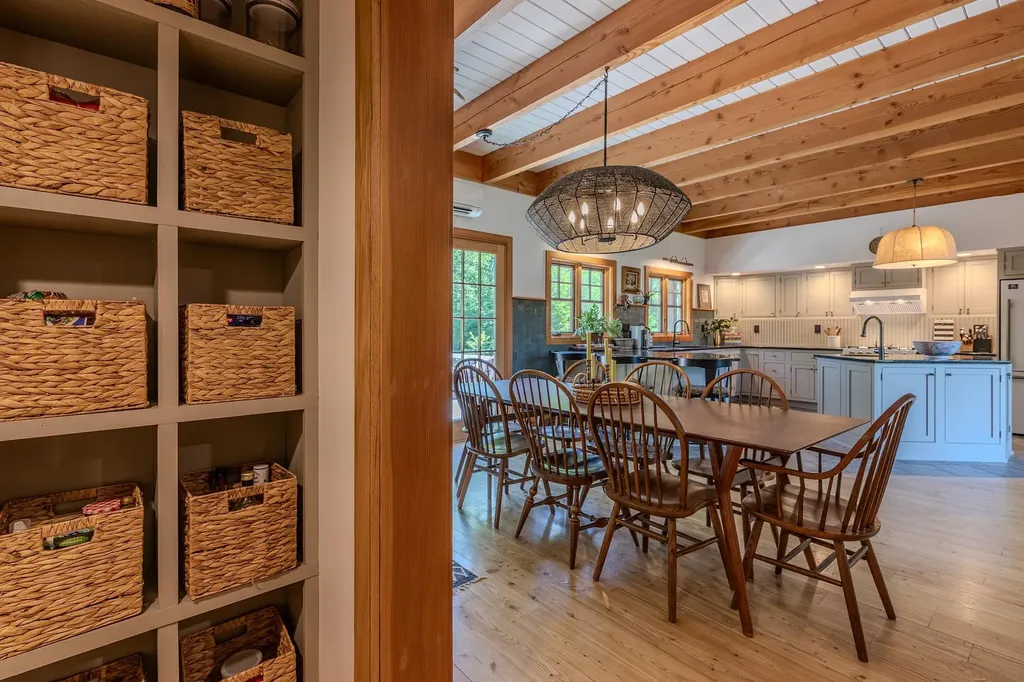 25 Perry Road Mount Holly VT 05758