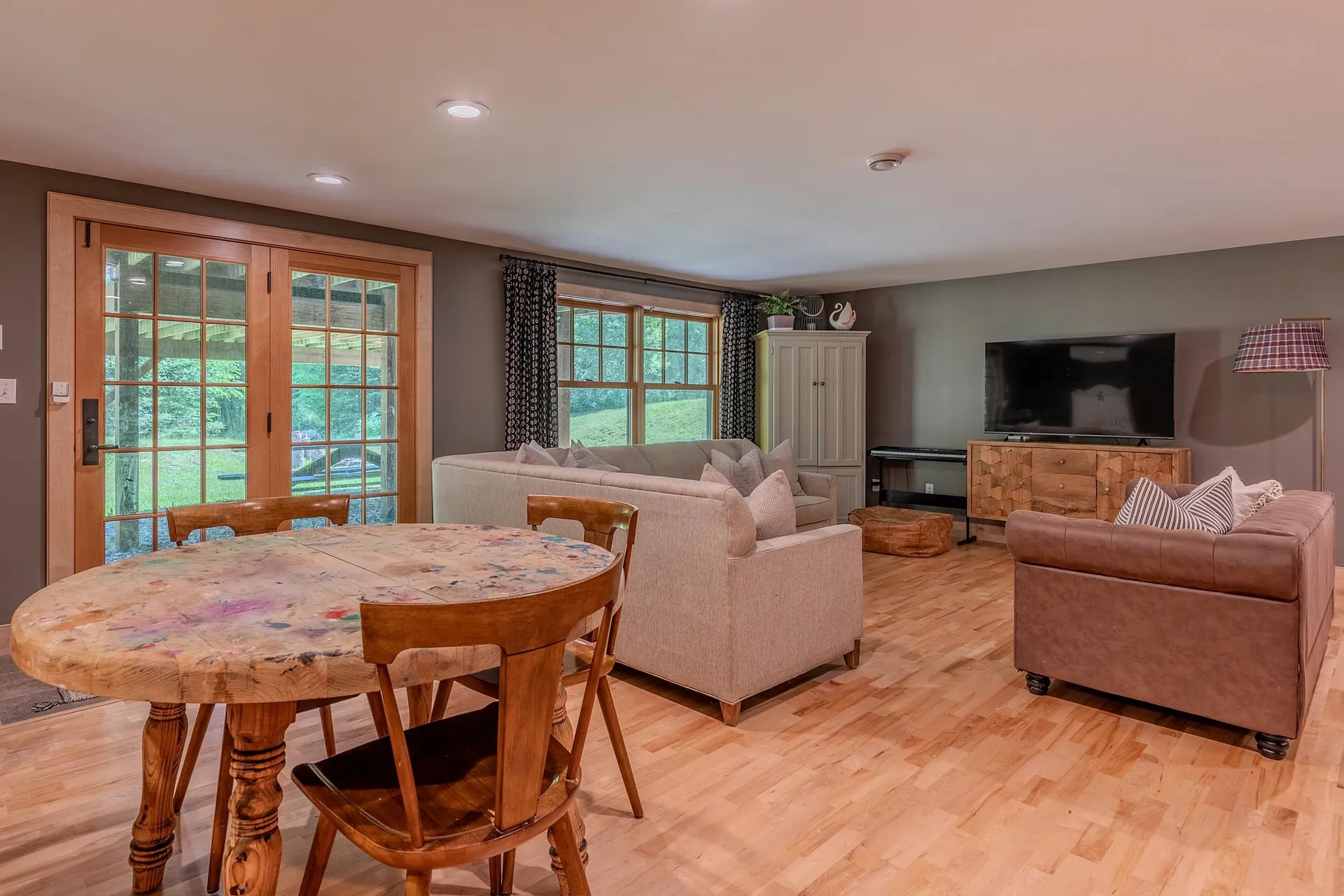 25 Perry Road Mount Holly VT 05758