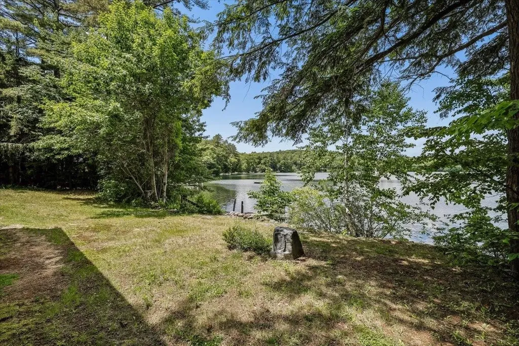 52 Berry Road Loudon NH 03307