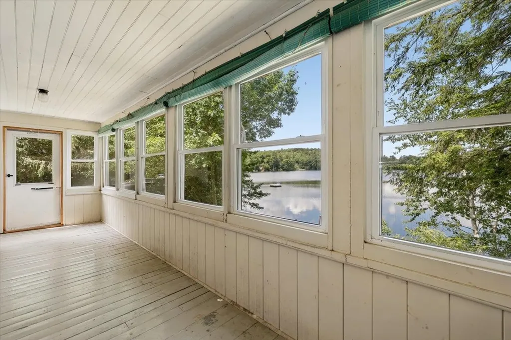 52 Berry Road Loudon NH 03307