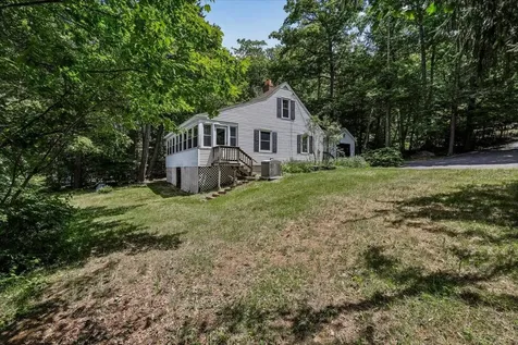 52 Berry Road Loudon NH 03307