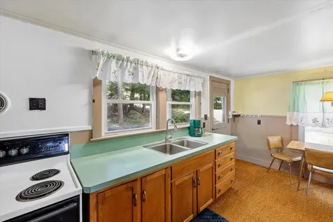 52 Berry Road Loudon NH 03307