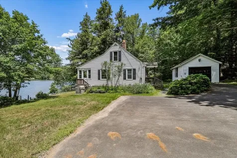 52 Berry Road Loudon NH 03307
