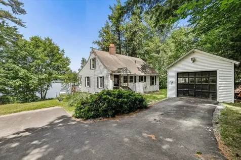 52 Berry Road Loudon NH 03307