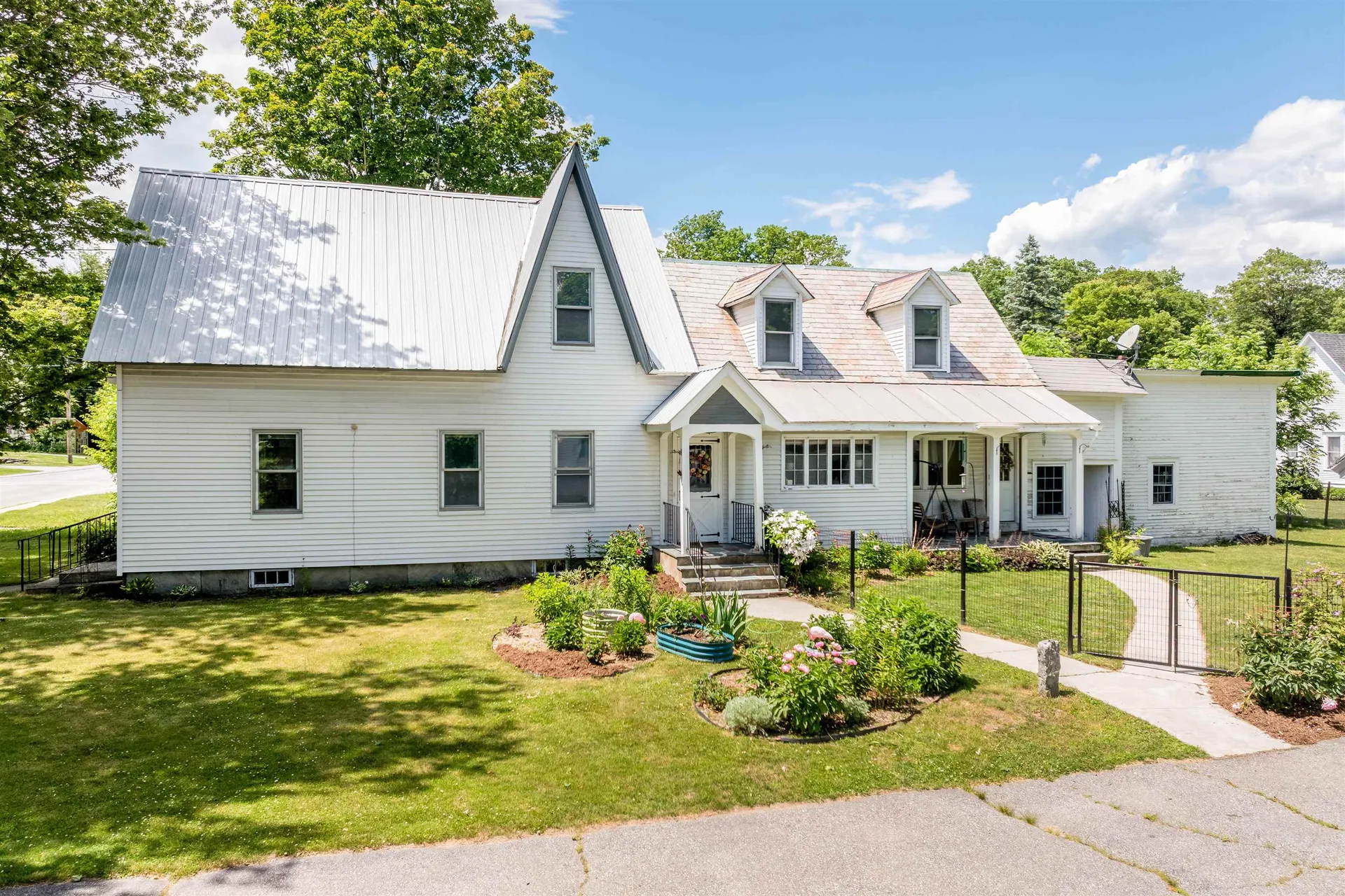 147 Park Street Springfield VT 05156