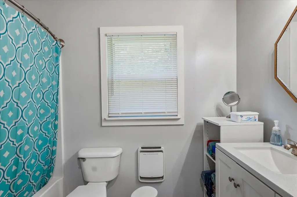66 Huntley Road Cambridge VT 05444
