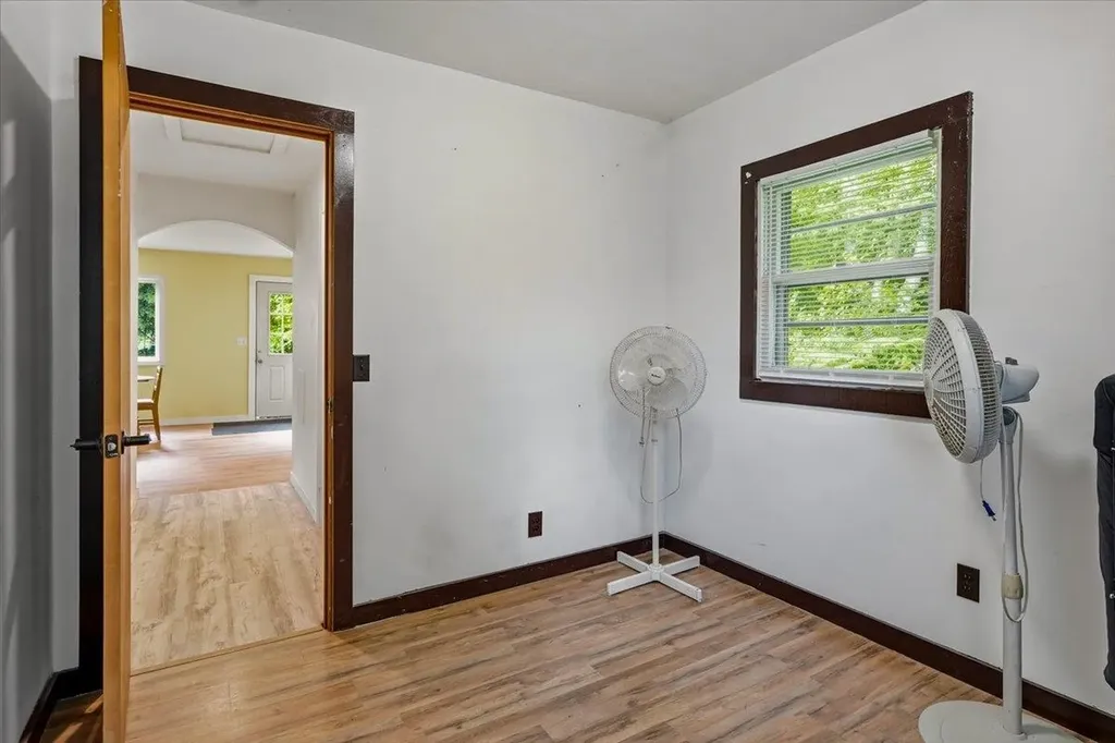 66 Huntley Road Cambridge VT 05444