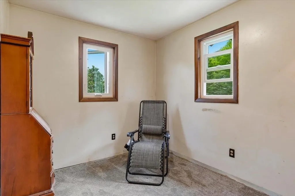 66 Huntley Road Cambridge VT 05444