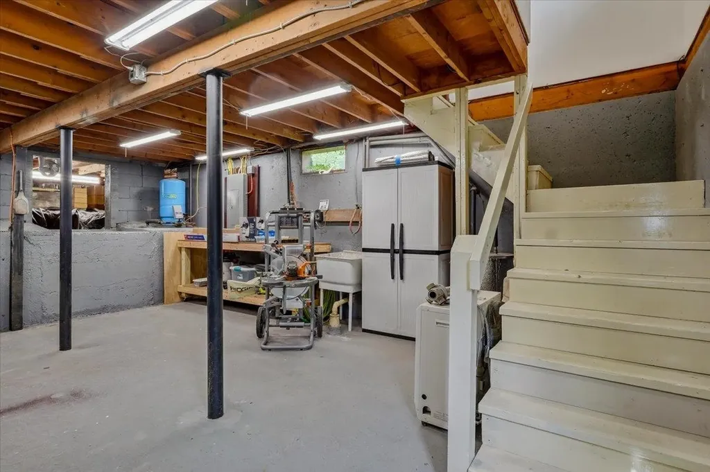 66 Huntley Road Cambridge VT 05444