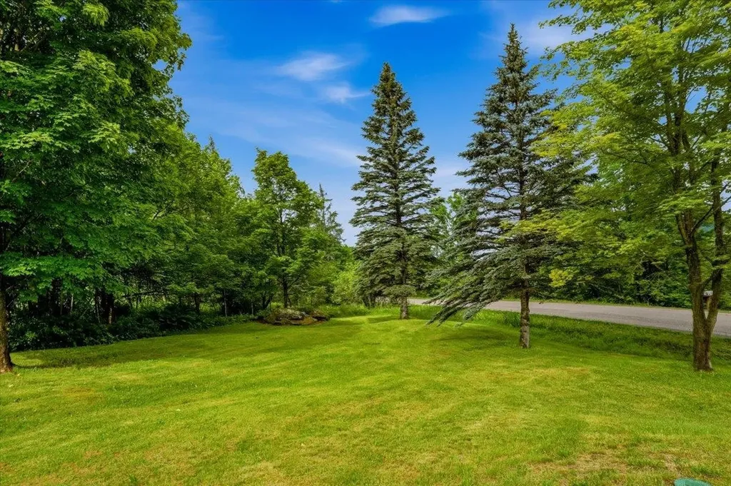 66 Huntley Road Cambridge VT 05444