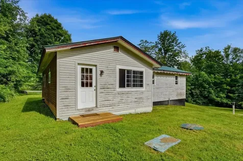 66 Huntley Road Cambridge VT 05444