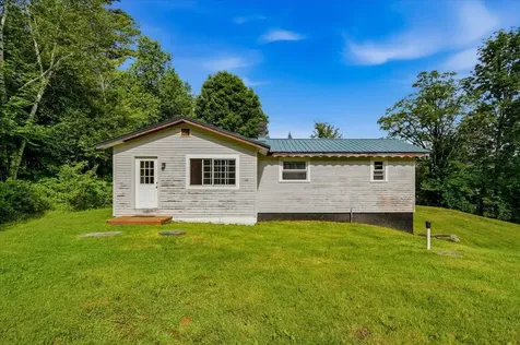 66 Huntley Road Cambridge VT 05444