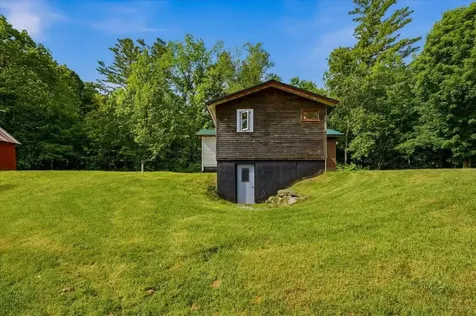66 Huntley Road Cambridge VT 05444