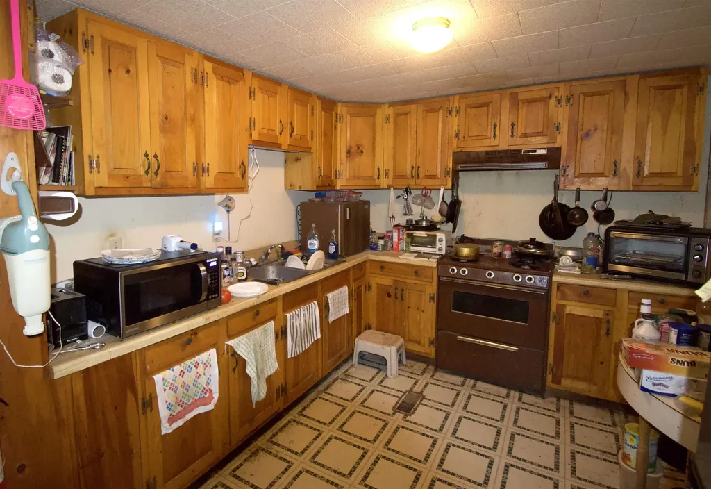 1344 Us Route 7 Highway Waltham VT 05491