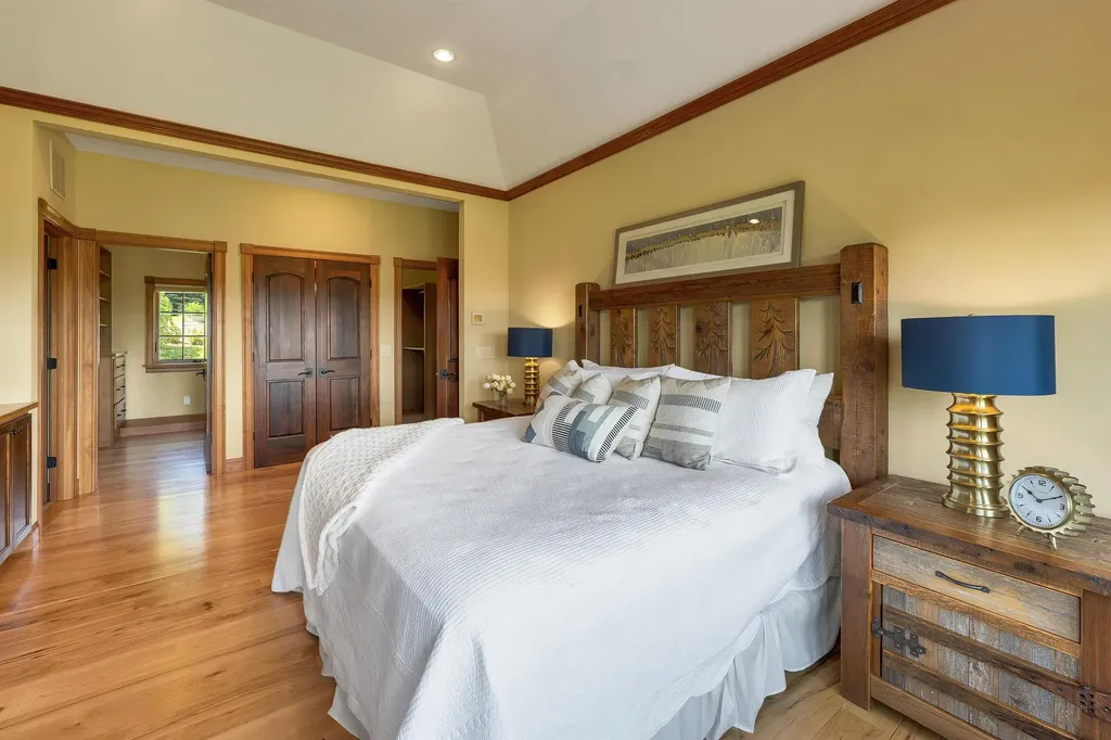 44 Pease Road Meredith NH 03253