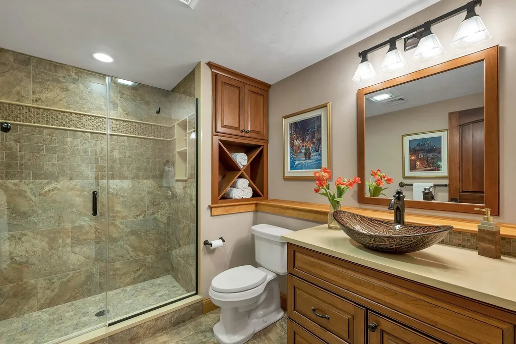 44 Pease Road Meredith NH 03253