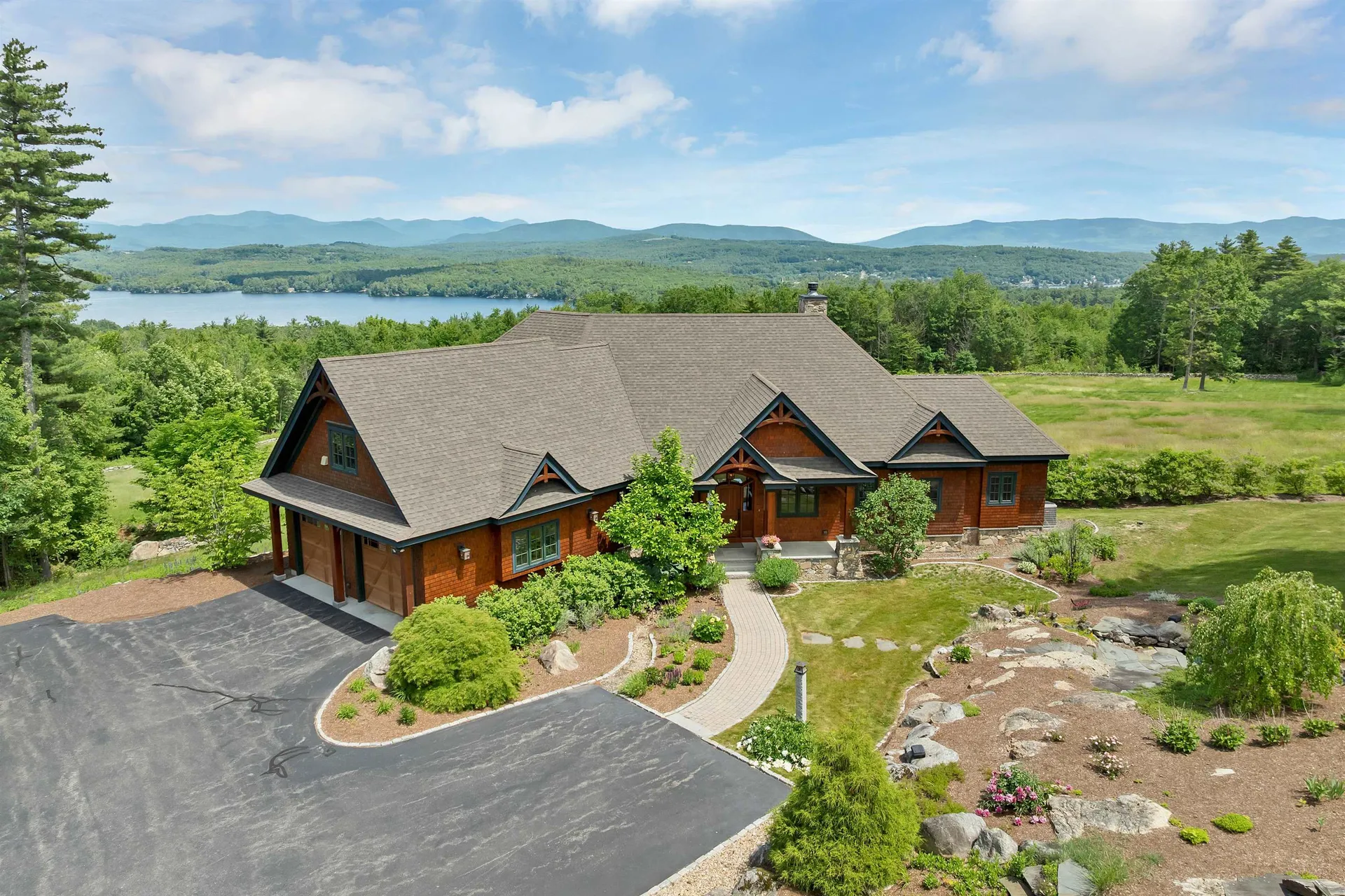 44 Pease Road Meredith NH 03253