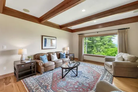 44 Pease Road Meredith NH 03253