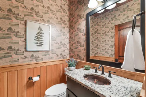 44 Pease Road Meredith NH 03253