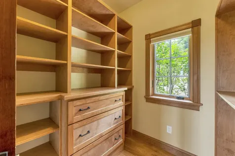 44 Pease Road Meredith NH 03253