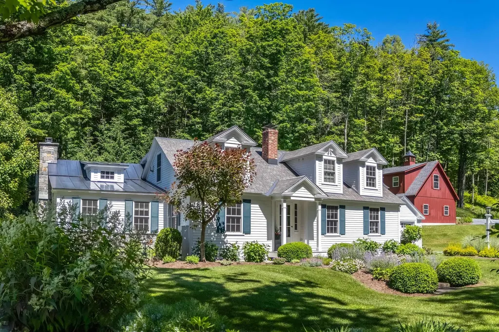59 Barrows Heights Dorset VT 05251