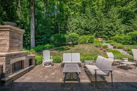 59 Barrows Heights Dorset VT 05251