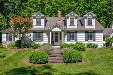 59 Barrows Heights Dorset VT 05251