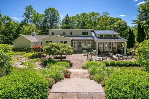 59 Barrows Heights Dorset VT 05251